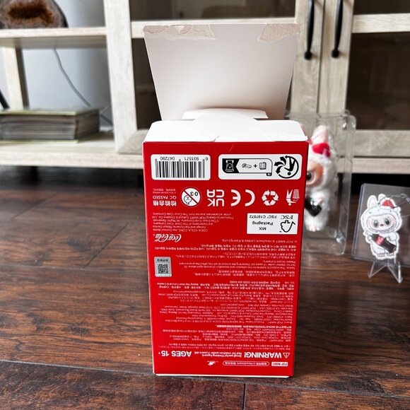 SUPRISE SHAKE- The Monsters Coca-Cola- Labubu AUTHENTIC - Picture 6 of 6